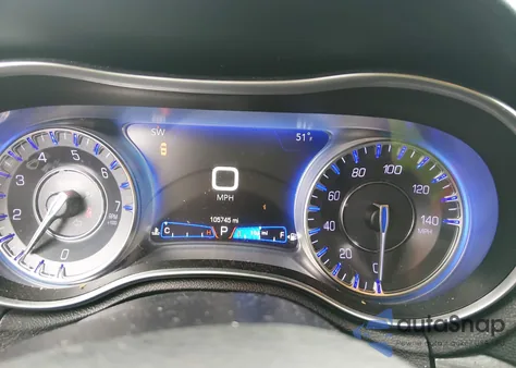 2019 Chrysler 300 Touring L z USA, uszkodzony, nr VIN 2C3CCAAG7KH547954